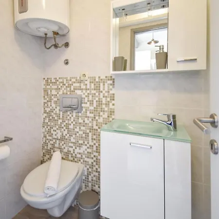 Studio Maya דירה *
